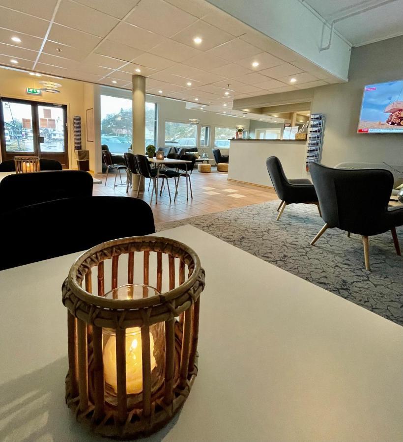 סבולבאר Marina Hotel Lofoten מראה חיצוני תמונה