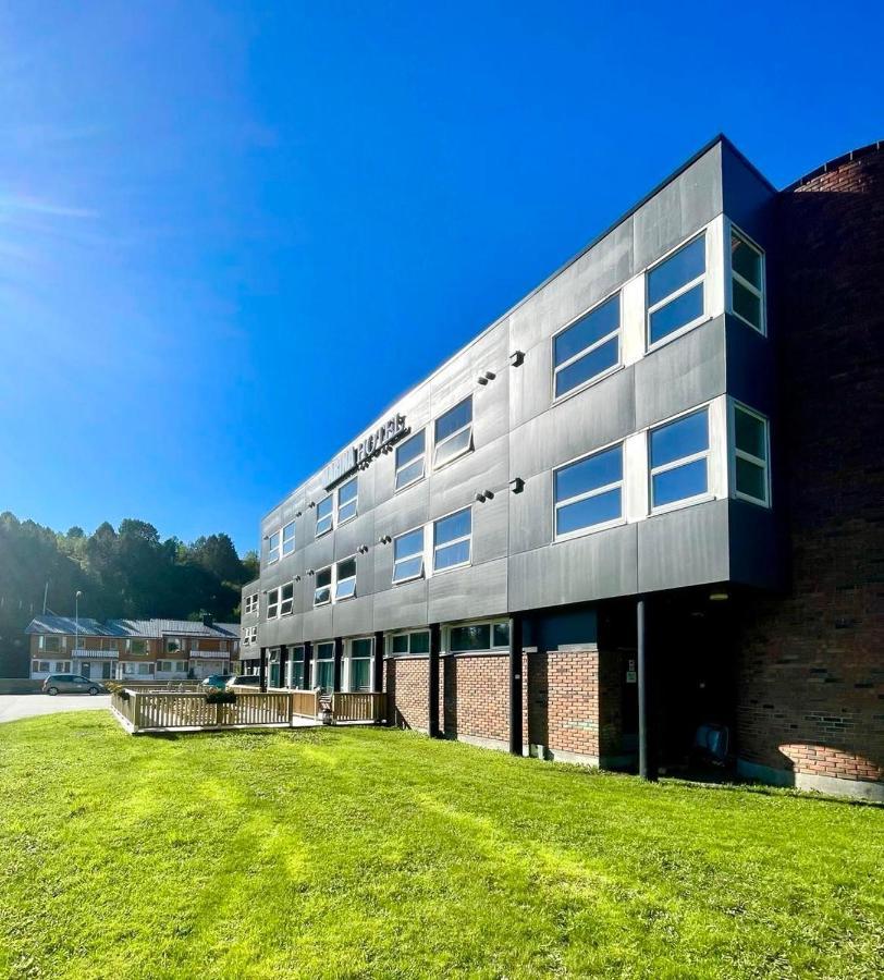 סבולבאר Marina Hotel Lofoten מראה חיצוני תמונה