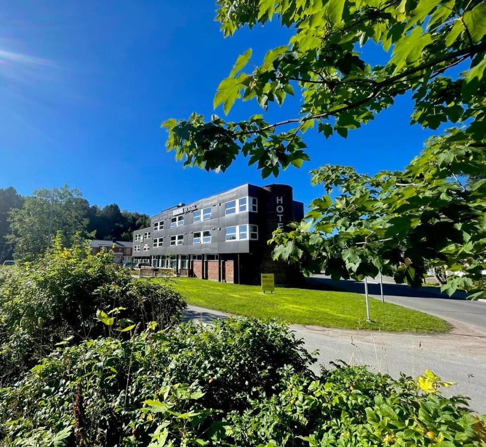 סבולבאר Marina Hotel Lofoten מראה חיצוני תמונה