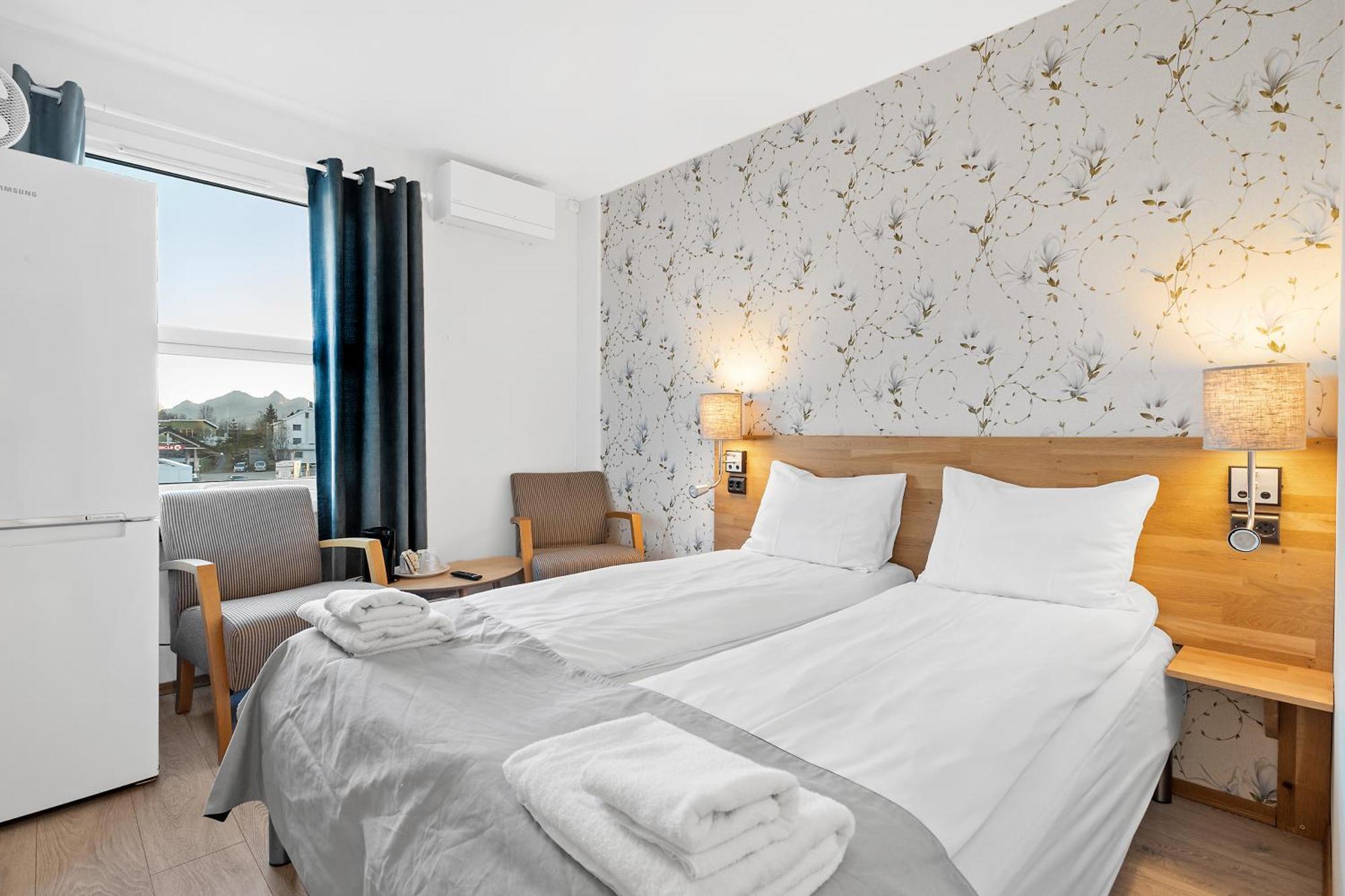 סבולבאר Marina Hotel Lofoten מראה חיצוני תמונה